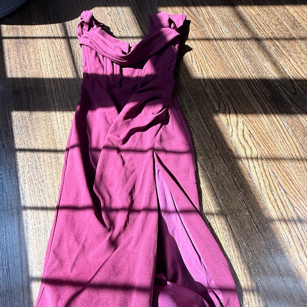 Elegant Fitted Plum Evening Dress